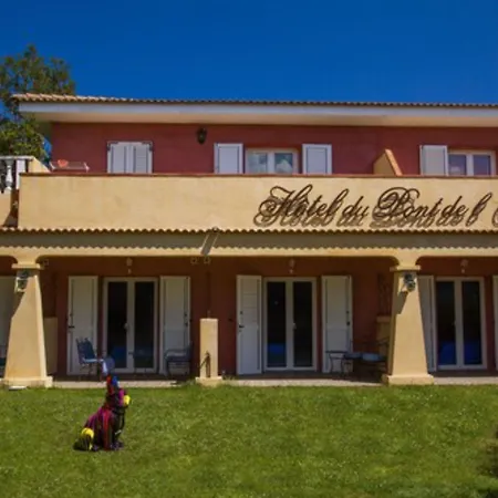 Hotel Du Pont De L'Oso Lecci