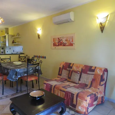 Hotel Du Pont De L'Oso Hotel Lecci