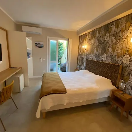 Hotel Du Pont De L'oso Lecci
