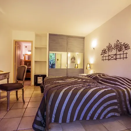 Hotel Du Pont De L'oso Lecci
