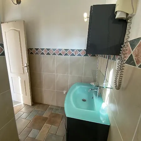 Hotel Du Pont De L'oso Lecci