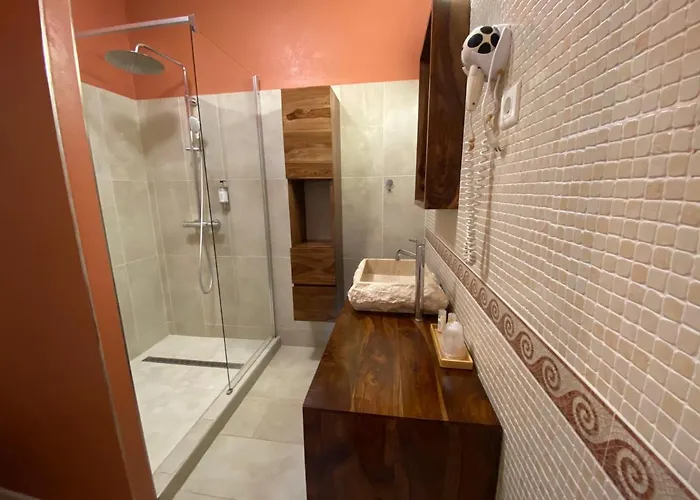 מלון Du Pont De L'oso