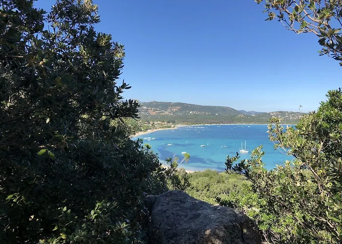 Du Pont De L'oso מלון