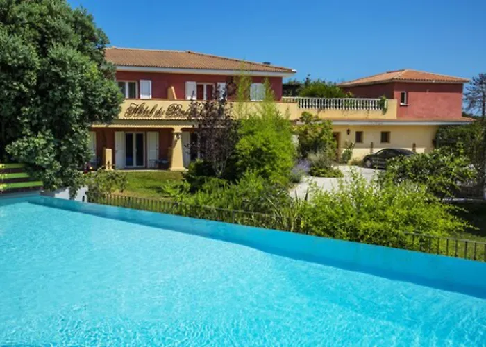 מלון Du Pont De L'oso לצ'י