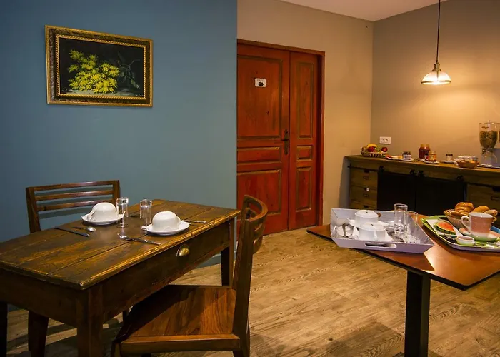 מלון Du Pont De L'oso לצ'י