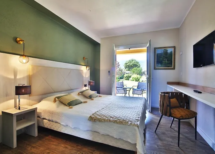 Du Pont De L'oso מלון